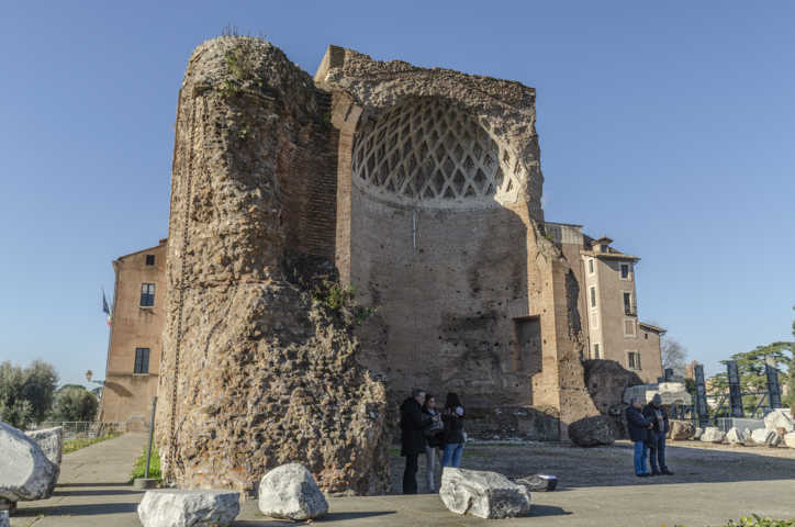 59 - Italia - Roma - Foro Romano - templo de Venus y Roma